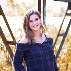 Meet your Posher, Caroline